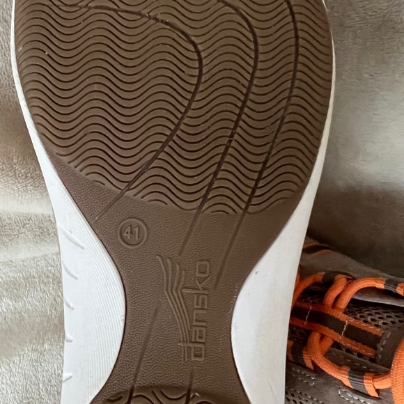 Dansko Elise Sneaker - size 41 - NEW - Picture 4 of 4